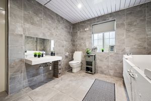 Photo 23- click for photo gallery